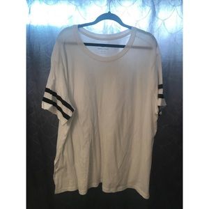 PLUS SIZE T-SHIRT